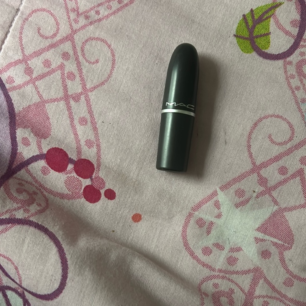 Pomp-adorable A24 MAC lipstick